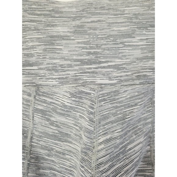 Lululemon wunderunder scalloped hem leggings - Picture 2 of 7